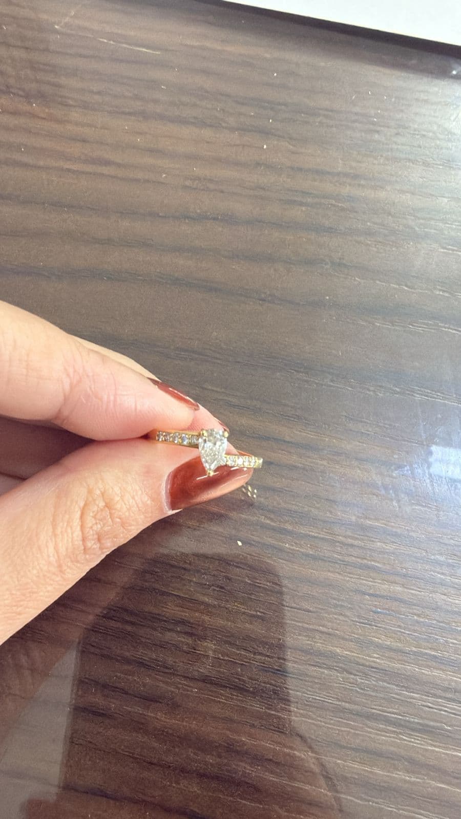 Anel diamante gota 0.55ct
